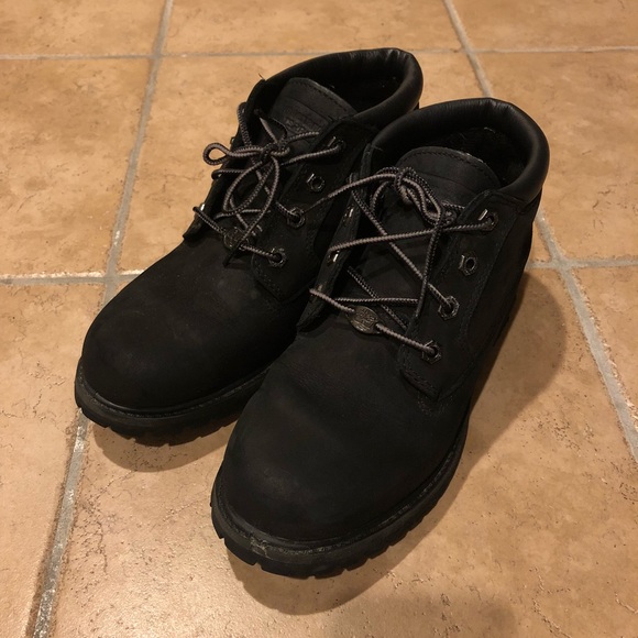 black timberlands low